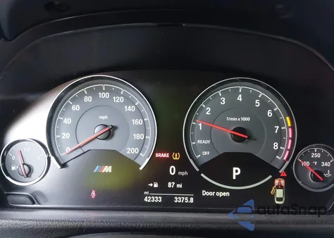 2017 BMW M4 z USA, uszkodzony, nr VIN WBS3R9C57HK709483